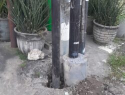 TANAM TIANG WIFI SEMBARANGAN MEMBUAT WARGA GERAM