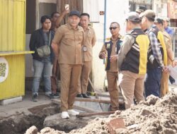 Sidak Pembangunan Jalan Bluru Kidul, Bupati Subandi Warning Proyek Harus Tepat Waktu