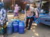 Polres Pasuruan Sulap Mobil Patroli Jadi Pengangkut Air Bersih untuk Warga Terdampak Kekeringan