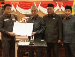 Banggar DPRD Sidoarjo Sampaikan Laporan Pertanggungjawaban APBD 2025,Bupati Subandi Apresiasi Sinergi Legislatif dan Eksekutif