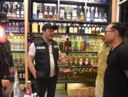 Bupati Sidoarjo Tutup Tiga Toko Miras