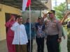 Jelang HUT RI Ke-81, Polsek Bangil Kerahkan Personel Bersama Tiga Pilar Bangkitkan Nasionalisme Lewat Gerakan Bendera Merah Putih