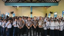Polresta Sidoarjo Beri Penyuluhan Anti Radikalisme dan Bahaya Kenakalan Remaja di SMP Muhammadiyah 8 Tanggulangin