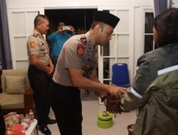 Duka Karhutla TNBTS, Kapolres Pasuruan Sambangi Keluarga Korban Sampaikan Belasungkawa