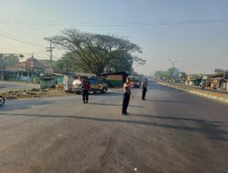 Pagi Melayani Masyarakat,Kapolsek Jabon Turun Bersama Personil 