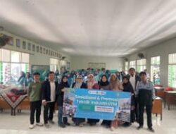 Pengabdian Teknik Industri UTM di Nganjuk: Edukasi Siswa dan Berdayakan UMKM